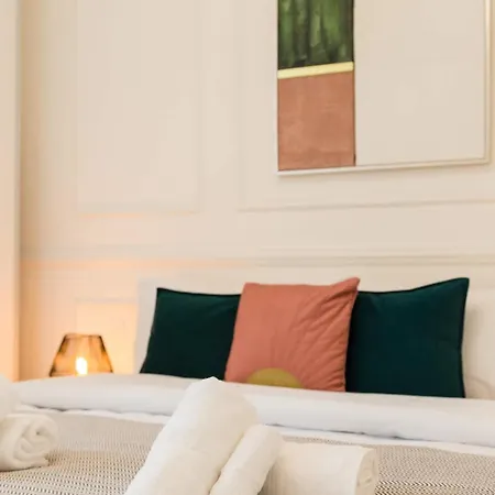Designer Maltese Balcony Steps Away From Sea *