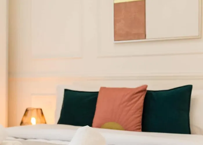 Designer Maltese Balcony Steps Away From Sea *