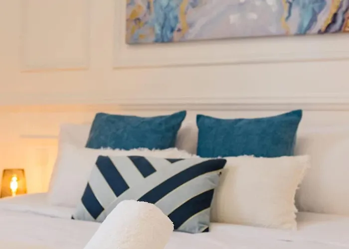 Appartement Designer Maltese Balcony Steps Away From Sea